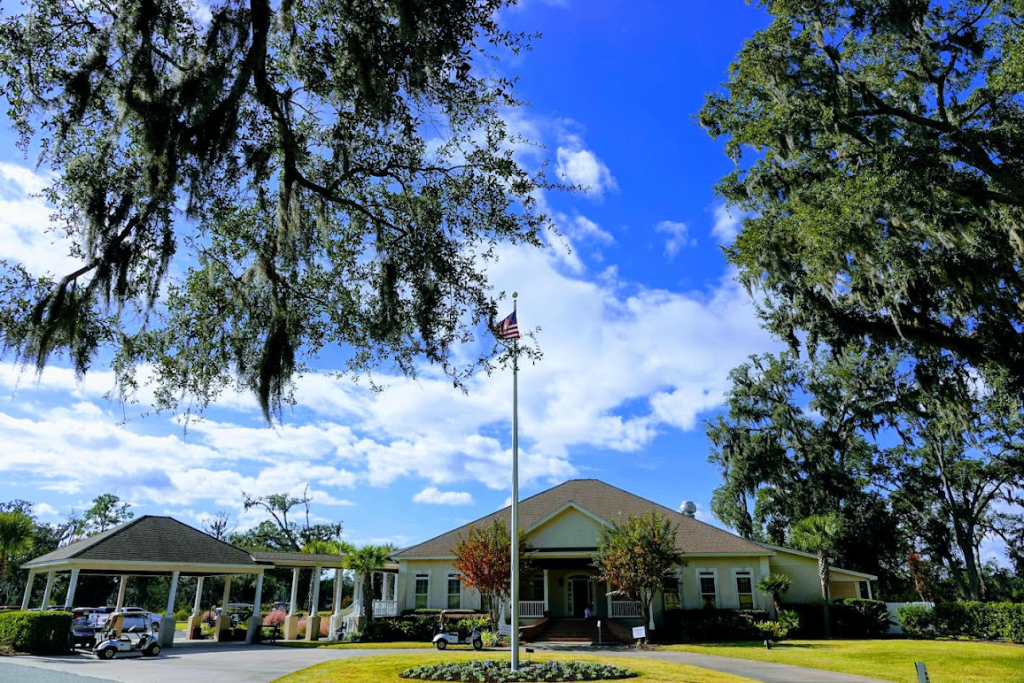 USA flag in front of the clubhouse